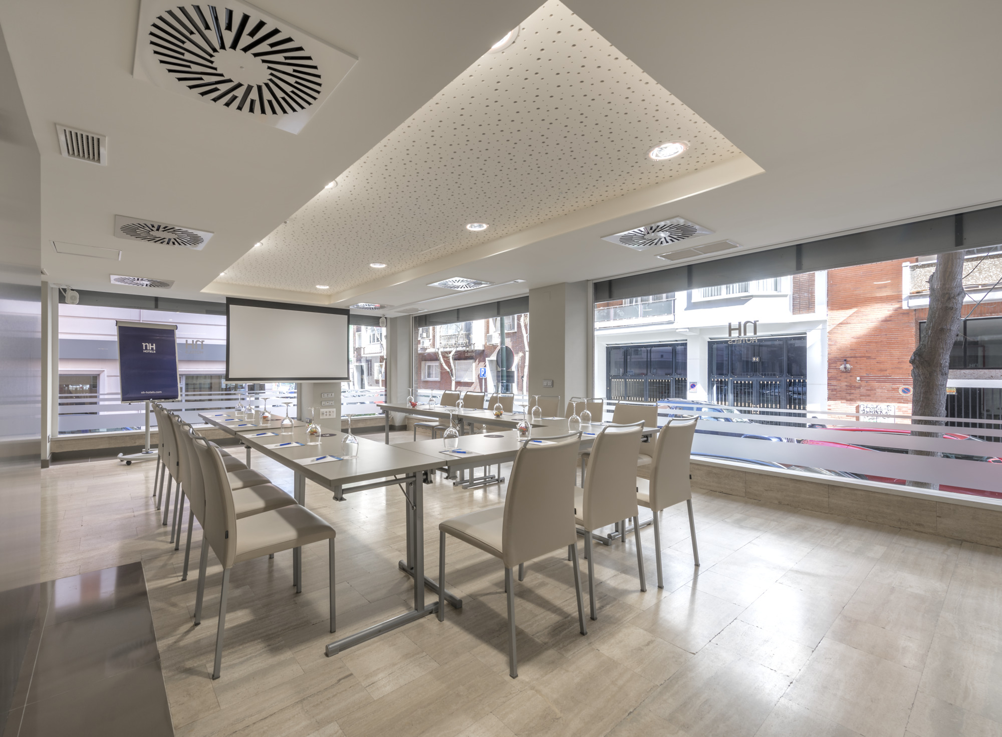 Photo - NH Madrid Zurbano