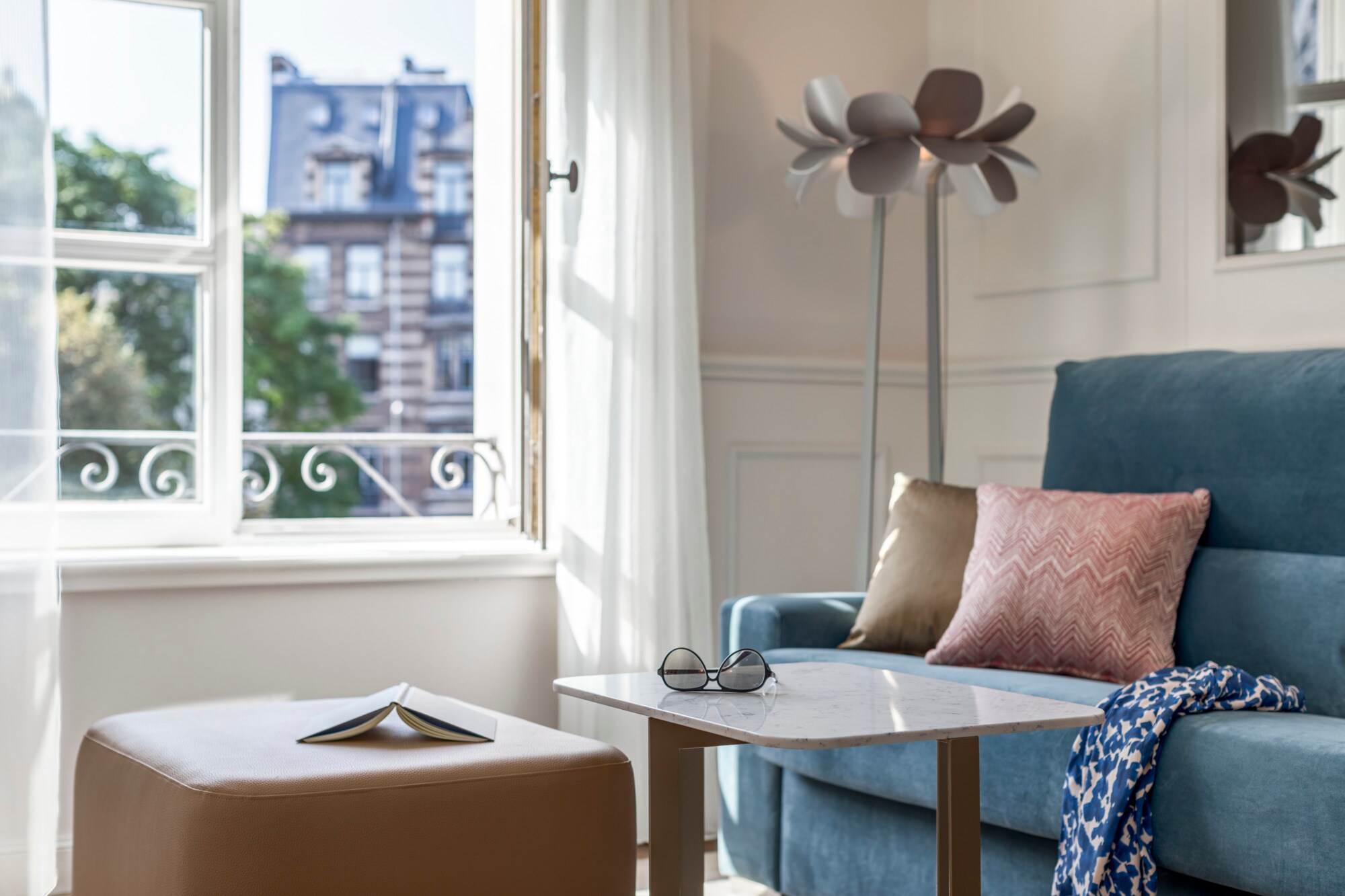 Room Family room with view