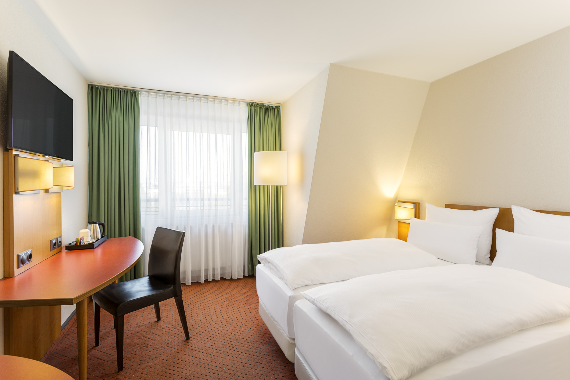 Foto - NH Berlin City Ost