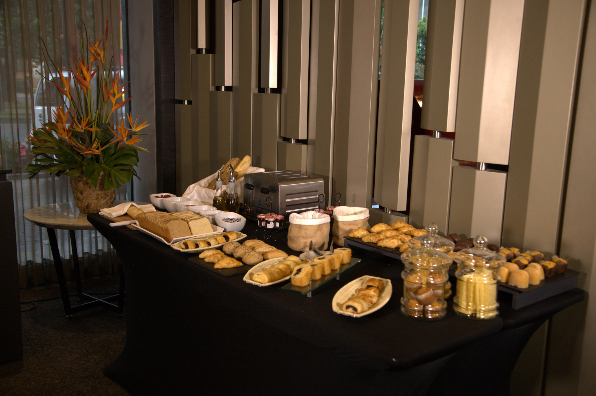 Photo - NH Collection Bogota Terra 100 Royal