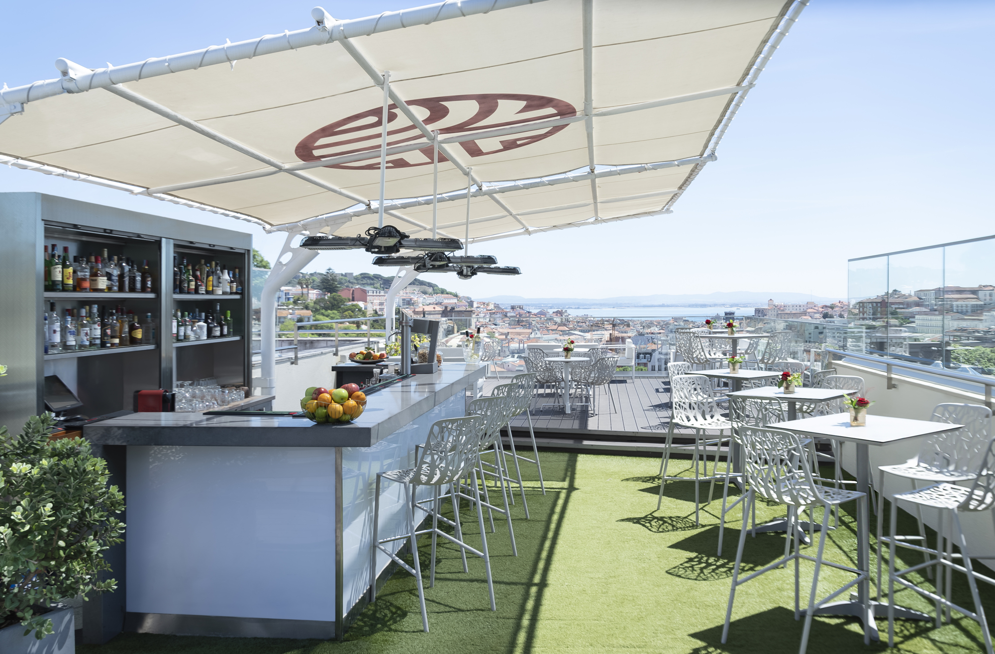 Nh Collection Rooftop Bar Services NH Collection Lisboa Liberdade - Lisbon