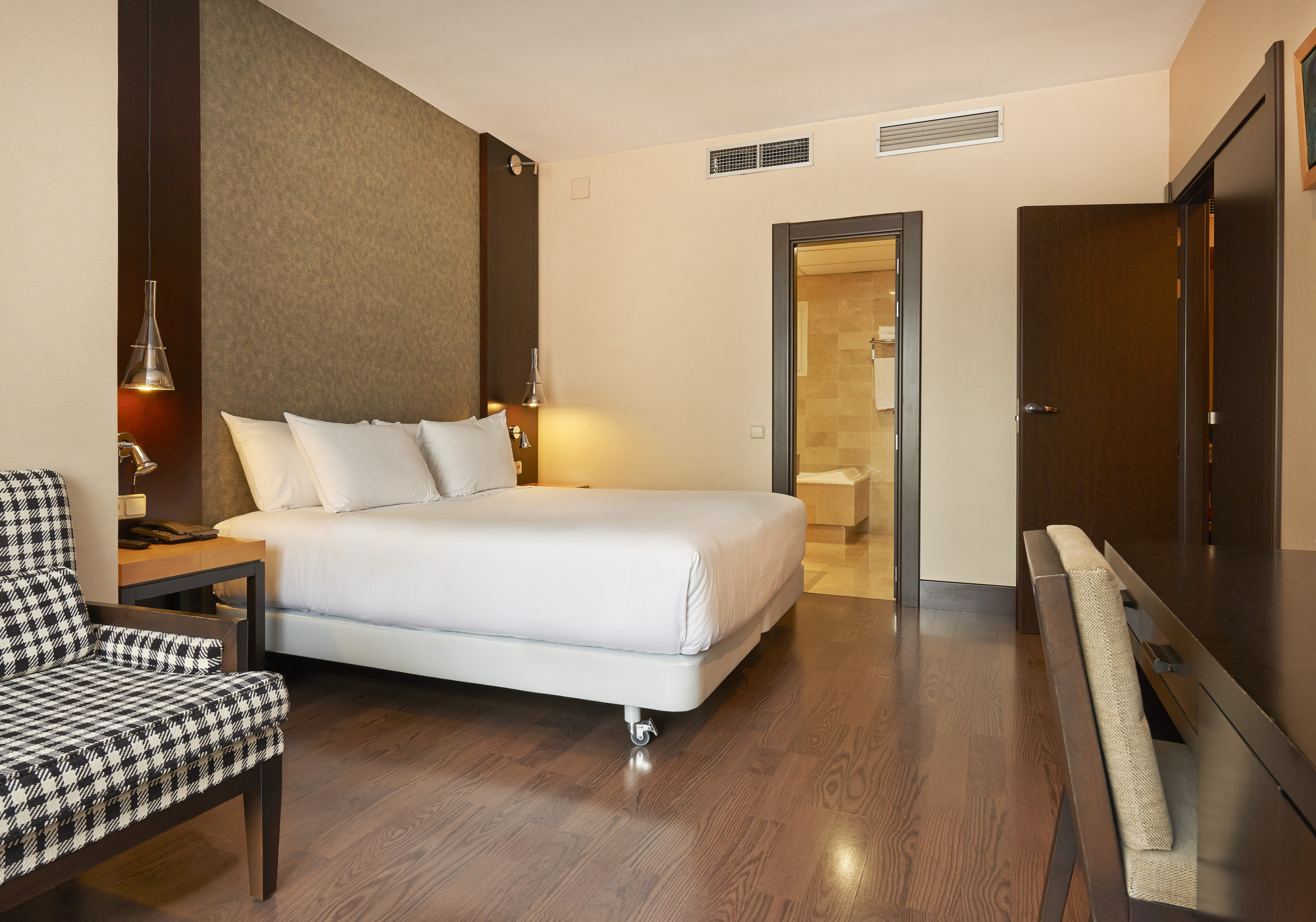 Foto - NH Barcelona Eixample