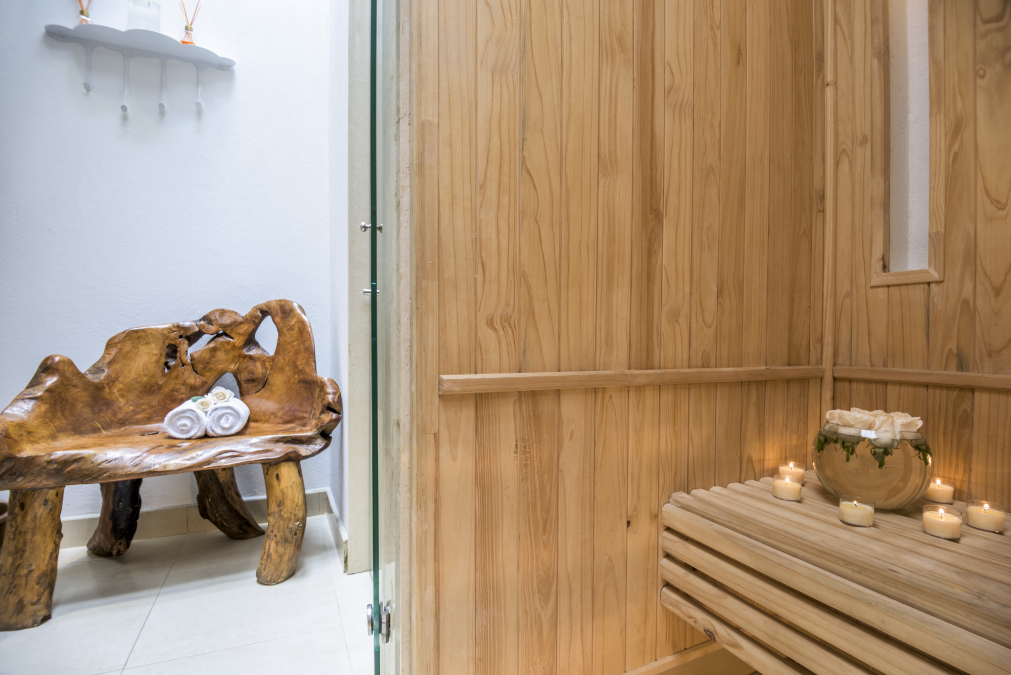 Photo - NH Bogota Pavillon Royal