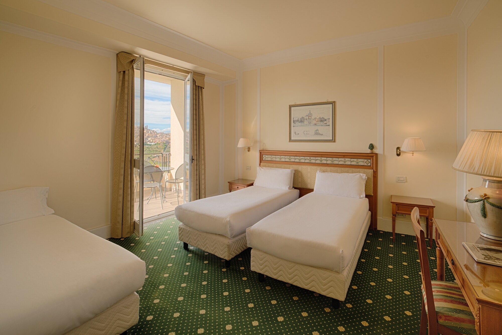 Room Familiar Adjacente