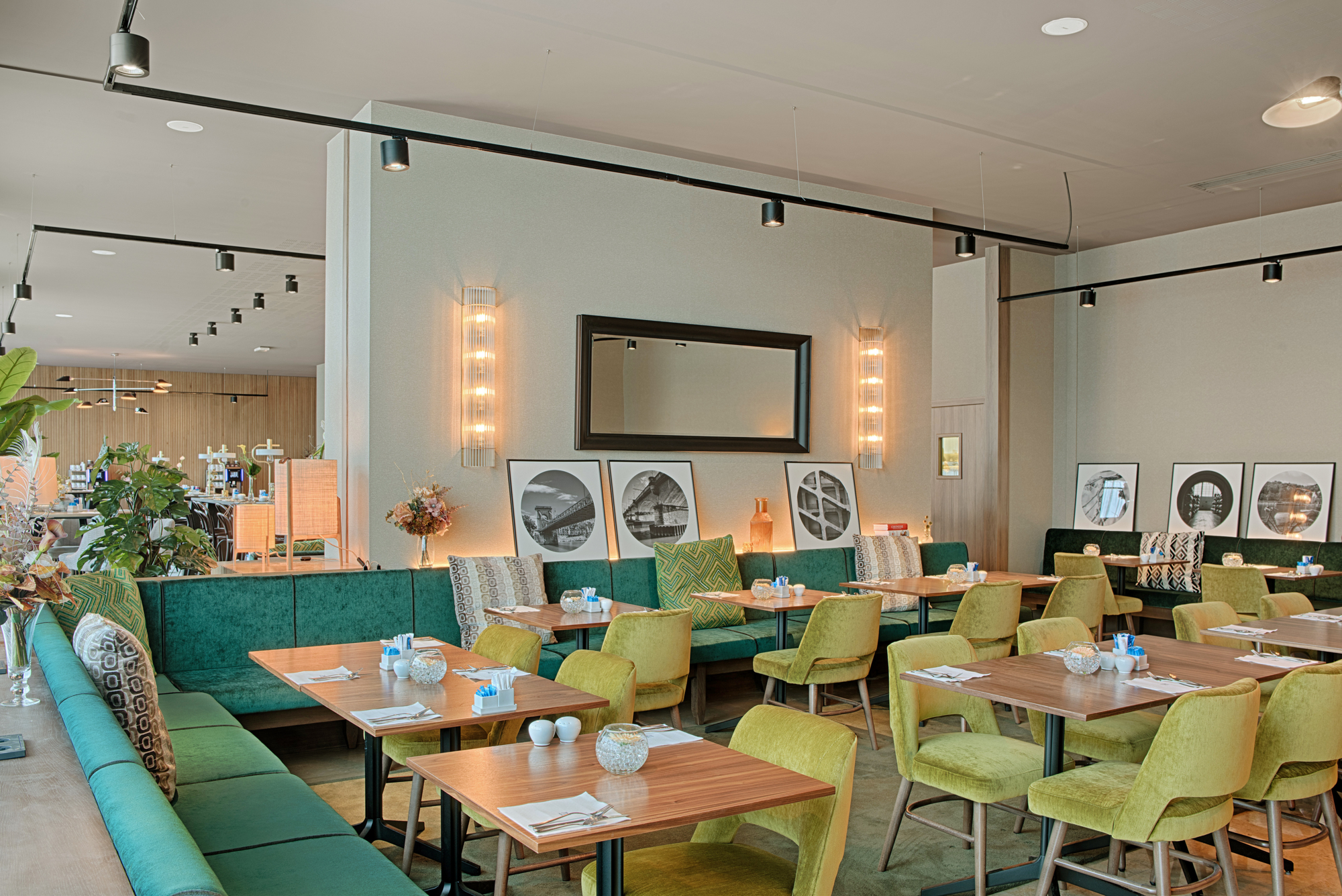 Photo - NH Lyon Airport