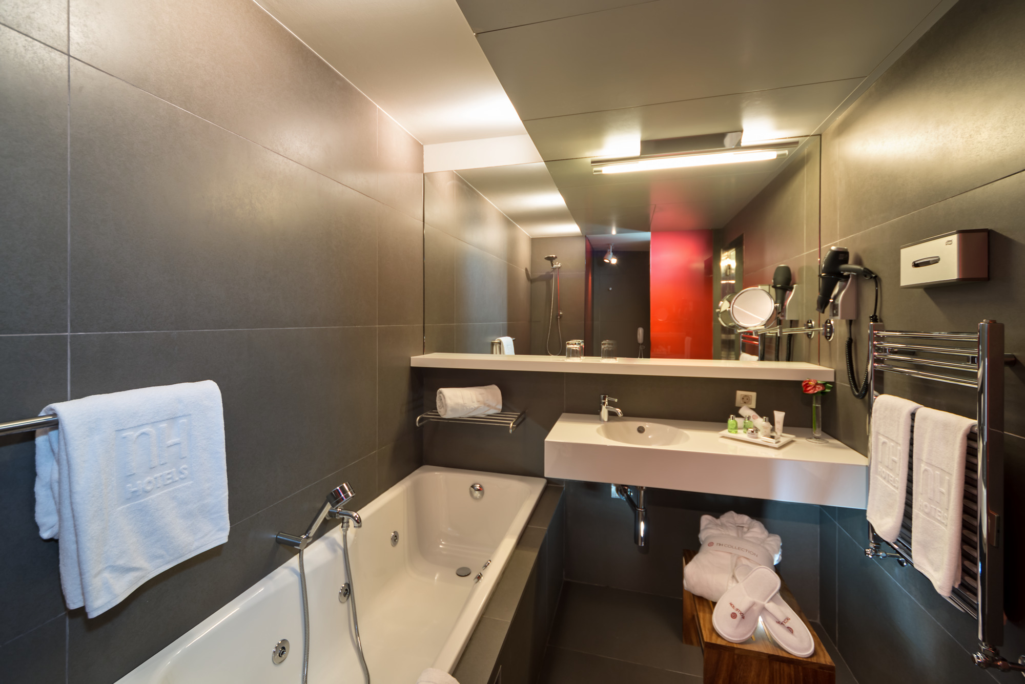 Photo - NH Collection Barcelona Constanza