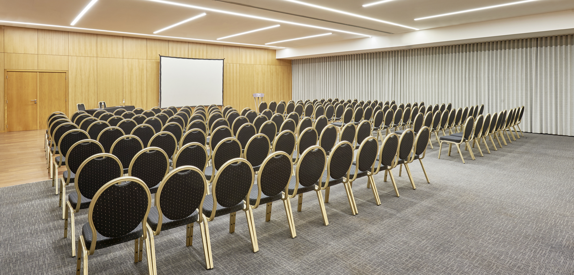 Foto - NH Coimbra Dona Ines