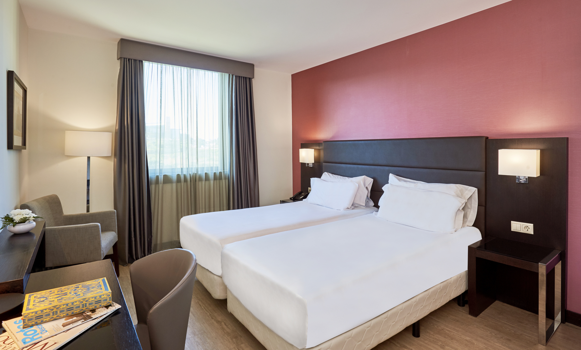 nh-coimbra-dona-in-s-hotel-book-now-with-nh-hotels