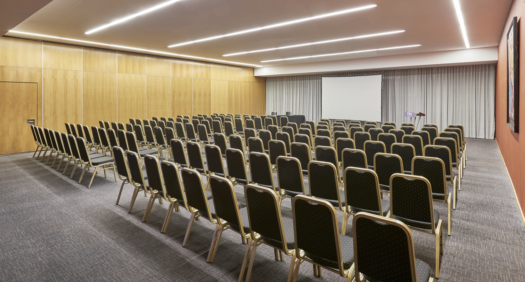 Foto - NH Coimbra Dona Ines