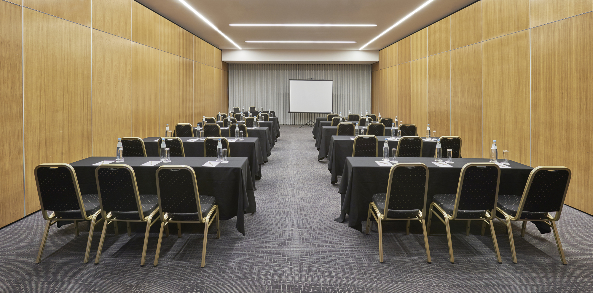 Foto - NH Coimbra Dona Ines