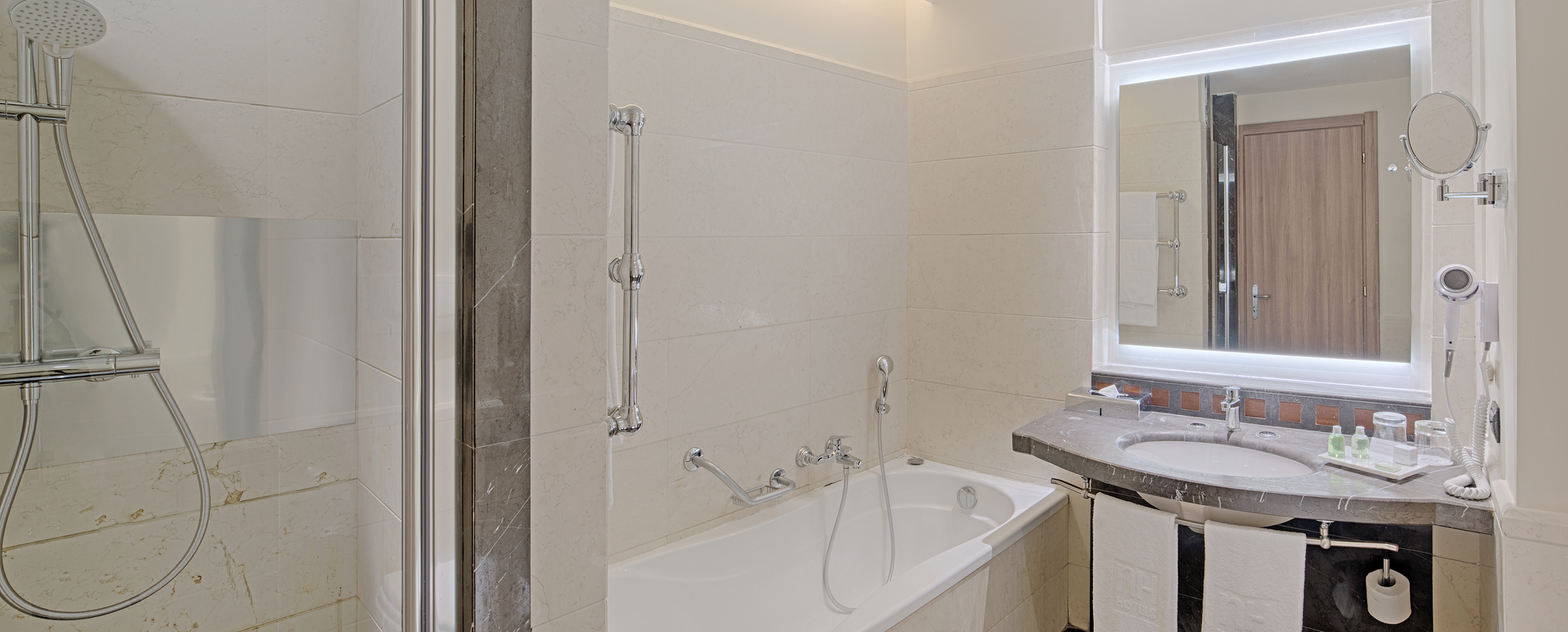 Photo - NH Napoli Panorama