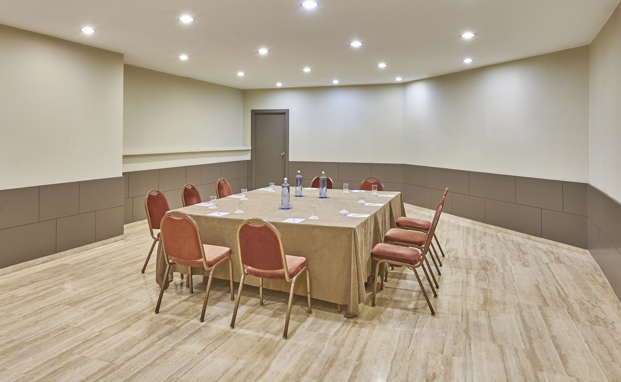 Foto - iStay by NH Zaragoza Sport Hotel